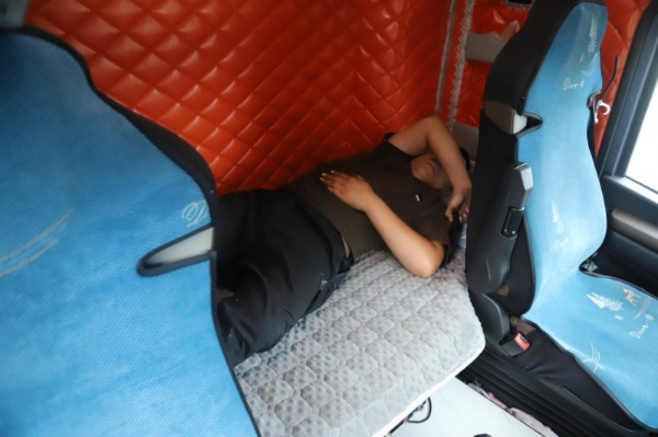 百公里气耗28.2kg!欧曼银河5M 14N 510马力燃气车煤炭场景运营全纪实