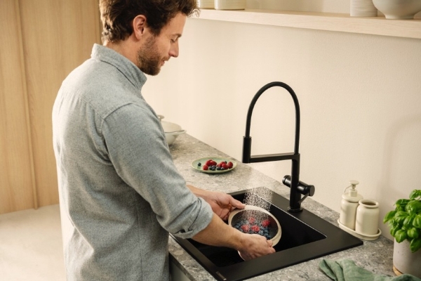 汉斯格雅沄雨厨房龙头上市,联合硕科SCHOCK推出晶莹厨房套装,打造精致厨房好搭档