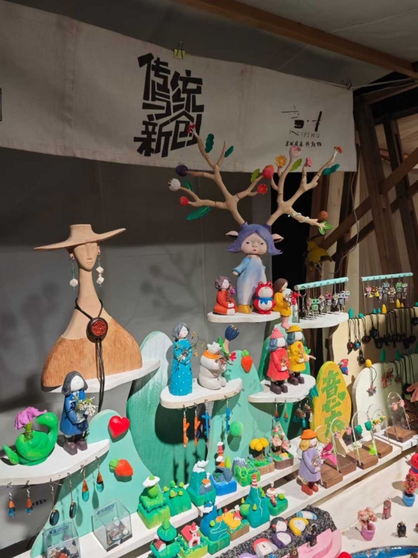 理性消费驱动细分市场，松典轻量级相机成双十一新焦点 