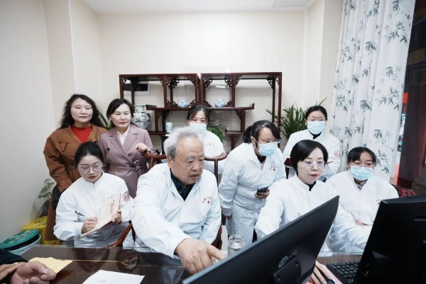 王三虎经方抗癌云南基地落地圣爱,铸就西南中医抗癌新高地