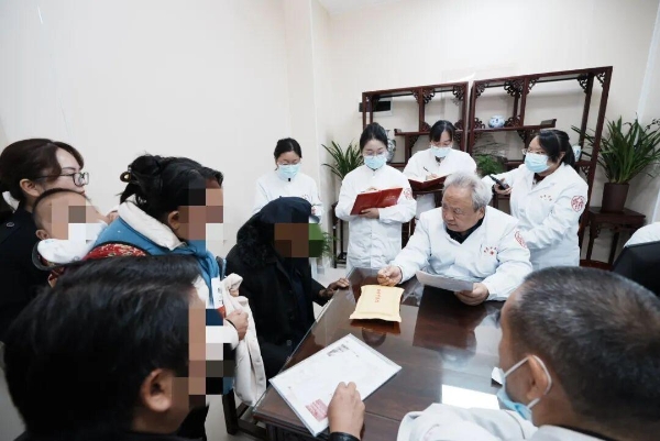 王三虎经方抗癌云南基地落地圣爱,铸就西南中医抗癌新高地