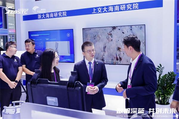 共享深蓝发展新机遇，三亚崖州湾科技城高新区亮相2025海博会 