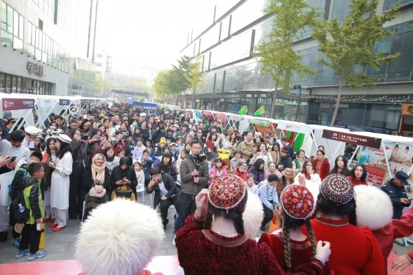 Tigerschool 英语小探索家，从课堂走向国际文化节的自信实践 