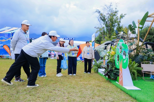 骏丰科技参展2025户外运动产业大会，助力全民科学运动