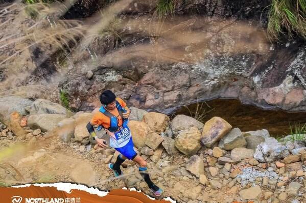NORTHLAND诺诗兰护航江山100越野赛，全球3000跑者共赴山野之约 