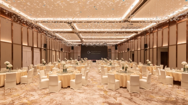 泉映山色，云礼八方——济南环贸格兰云天国际酒店盛大启幕 