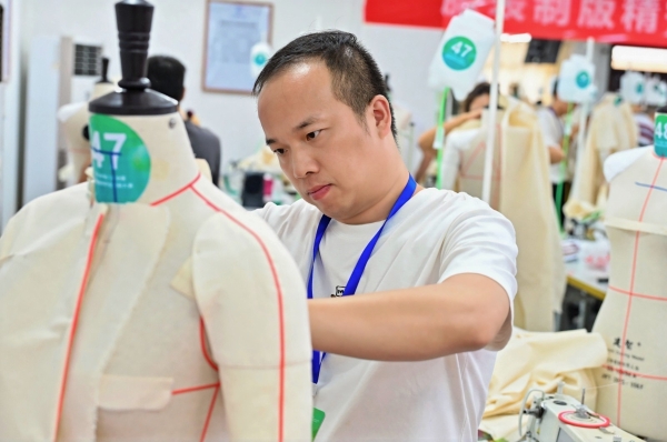 指尖博弈，荣耀加冕！最新“十佳服装制版师”等人才名单新鲜出炉 
