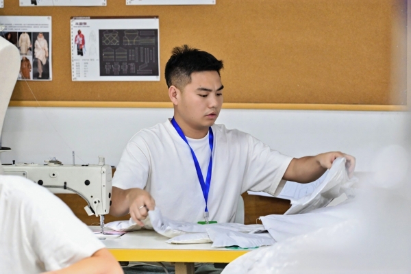 指尖博弈，荣耀加冕！最新“十佳服装制版师”等人才名单新鲜出炉 