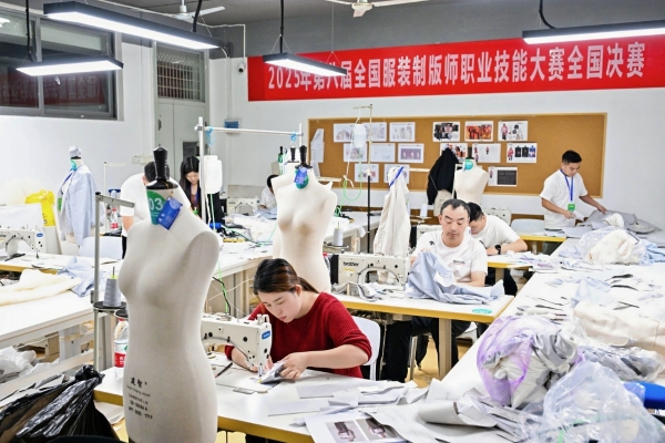 指尖博弈，荣耀加冕！最新“十佳服装制版师”等人才名单新鲜出炉 