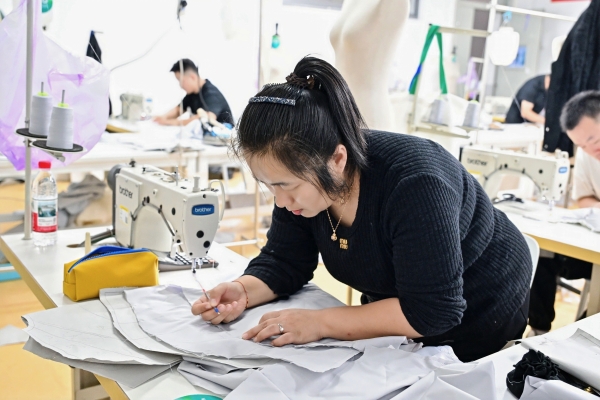 指尖博弈，荣耀加冕！最新“十佳服装制版师”等人才名单新鲜出炉 
