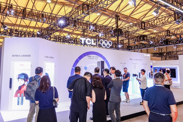 TCL实业ACE 2025：从屏显科技到AI科技，智享生活触手可及 
