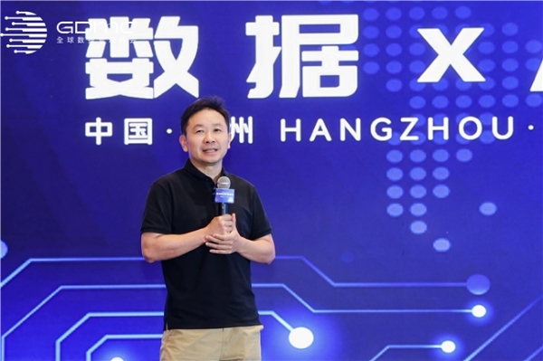 连续三年折桂!瓴羊Dataphin荣膺2025年度DAMA数据治理优秀产品奖!