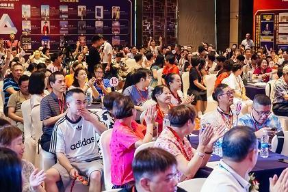 万百万博士解读“鱼与熊掌兼得”：盗龄医生的新健康财富观 