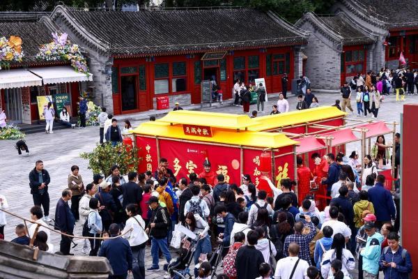 加多宝福宝罐玩转双节：传统文化IP与品牌营销的双向奔赴 