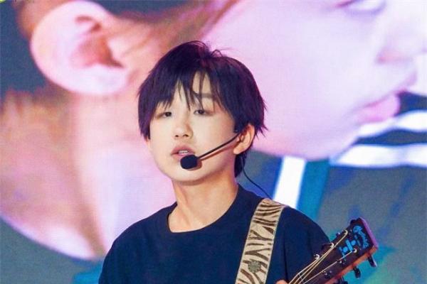 王亚伦《中国少年》MV温暖上线 音乐少年用歌声与行动诠释新时代风采