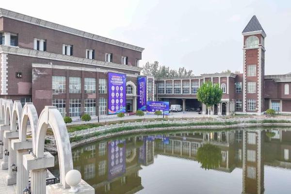 “LP球杆·独牙球桌”杯首届中国C9+高校中式台球精英邀请赛盛大开幕！