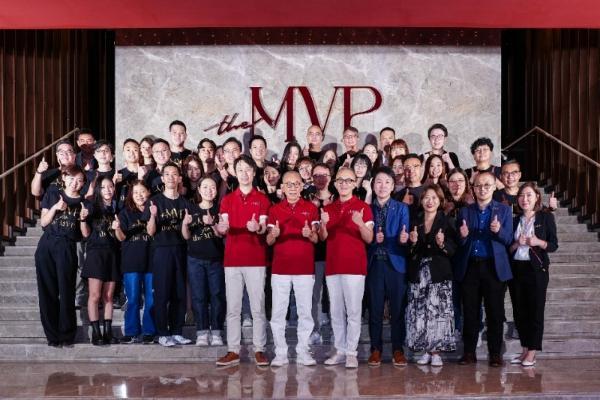 英皇地产新动向：杨受成杨政龙亲力亲为，“the MVP”项目交出亮眼成绩单 