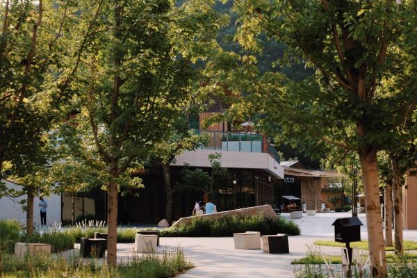 贴心服务构筑安心家园：北京山谷的宜居之道 