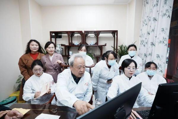 王三虎经方抗癌云南基地落地圣爱，铸就西南中医抗癌新高地 