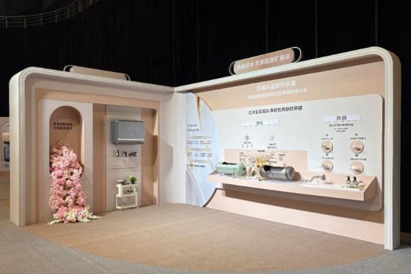 从矿泉养肤到安装自由！卡萨帝热水器水晶胆家族全新发布