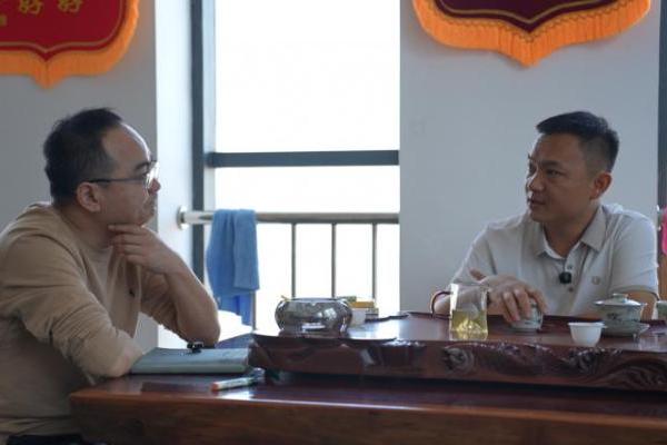 源自福田汽车启明星平台 奥铃纯电轻卡新作正式命名“奥铃极电” 