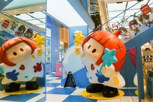 名创优品西北首家MINISO LAND亮相西安，打造潮流消费新地标 