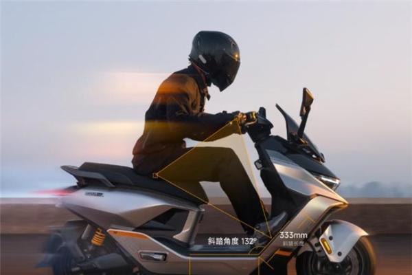 鲁大师2025年Q3季度电动车智能排行：九号M5重塑性能实用边界，极核小牛缠斗智能化 