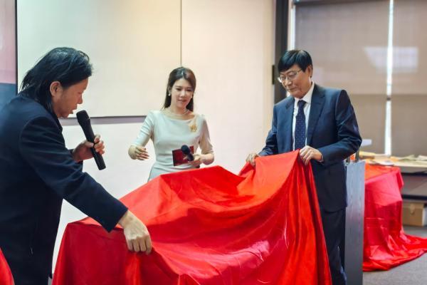海伦钢琴重磅发布AI智能数码钢琴，开启音乐生态新未来 