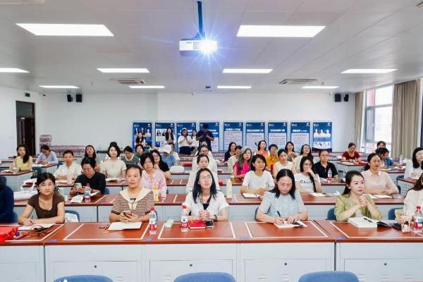 政策东风下的青少年心理护航：灵动生活集团欢米粒心理以专业生态响应教育新政 
