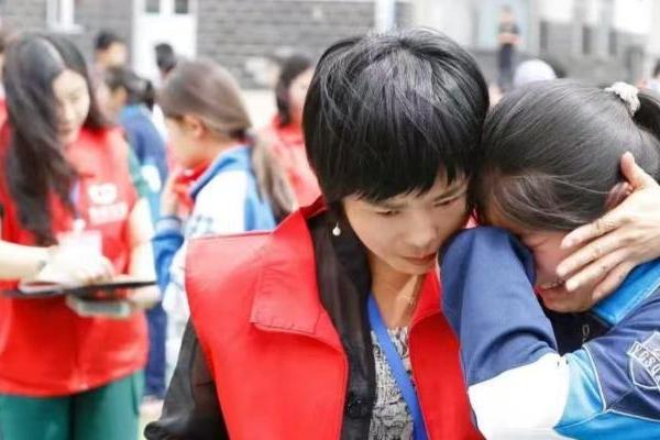 政策东风下的青少年心理护航：灵动生活集团欢米粒心理以专业生态响应教育新政 
