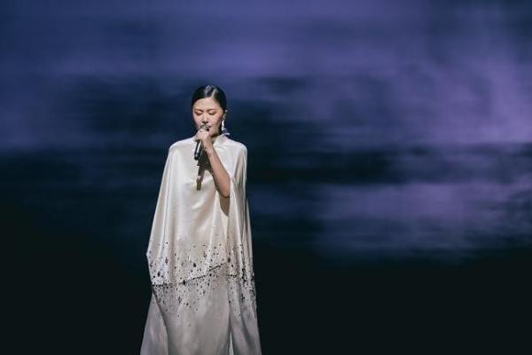 把舞台拍成电影——佳能“佳直播PRO”助力谭维维《声声世世》音乐会幕后 