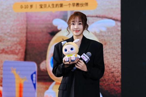 早教机推荐｜WTCC 焦点款！奇多多 AI 学伴：陪伴是标配，实用才是核心 