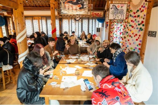 首届“濮院国际当代首饰艺术与设计双年展”11月22日启幕