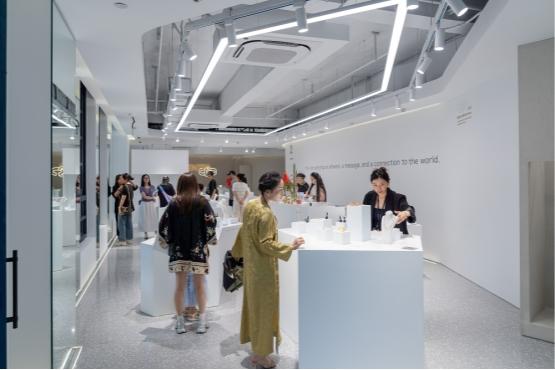 首届“濮院国际当代首饰艺术与设计双年展”11月22日启幕