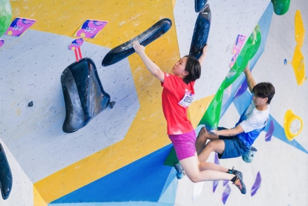 完美收官：2025年全国青少年U系列攀岩联赛（江西全南站）举行 