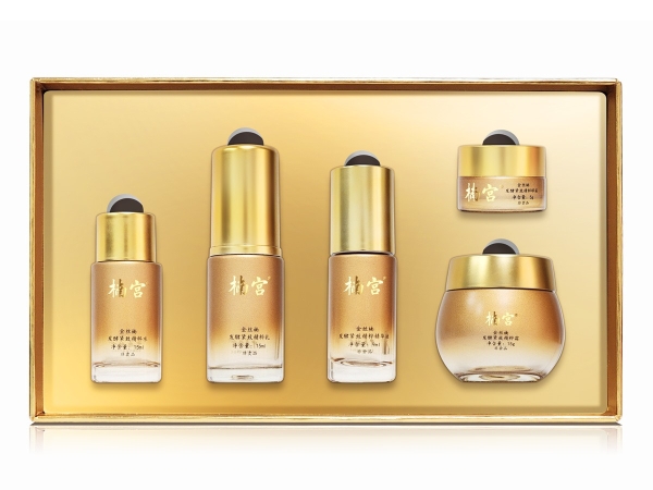 乾隆与金丝楠的缘分