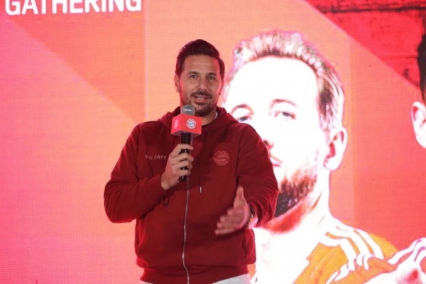 iRest艾力斯特×拜仁慕尼黑，官方授权按摩椅重磅亮相！ 