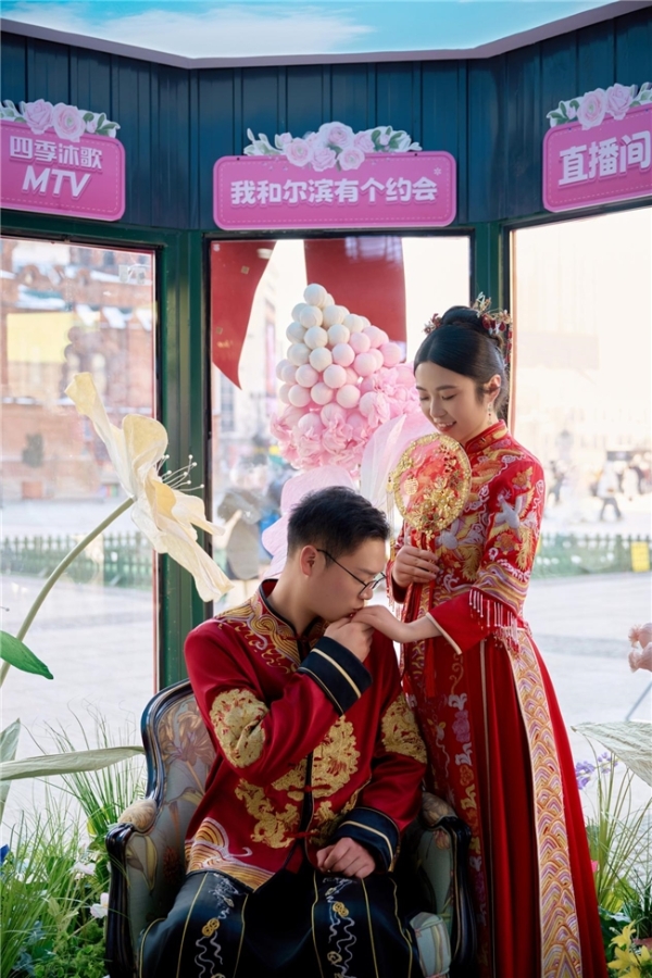 哈尔滨冰雪婚礼背后的四季沐歌空气能，正在向下扎根、向上生长