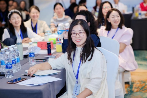 找对 “充电站”，心理从业者进阶不迷路！灵动生活集团幸福心理商学苑全维护航 