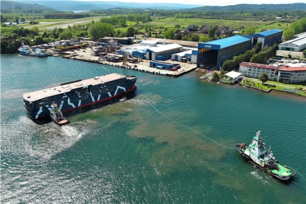 Antarctica21全新极地游轮麦哲伦发现号正式下水 