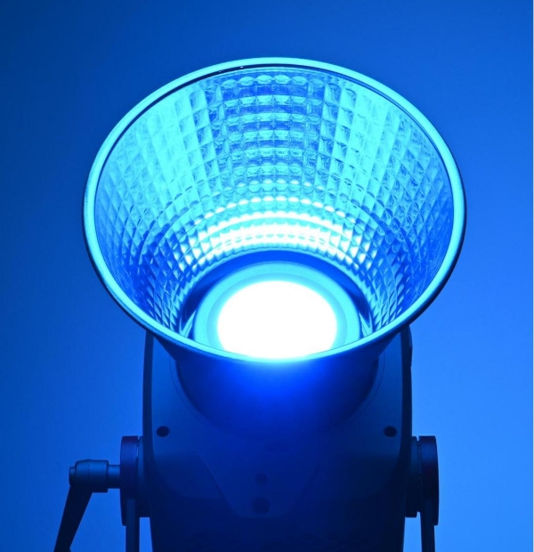 全彩高光，创意无界！金贝 JL-600C 专业补光灯重磅上市 