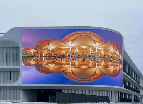 广州白云国际机场T3航站楼正式启用 利亚德打造智慧出行新体验 