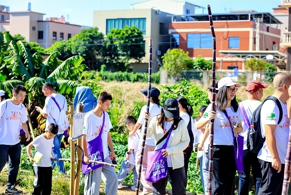 全员乐动组"益"局 厦门太古可口可乐三十周年公益徒步走进同安田洋村 