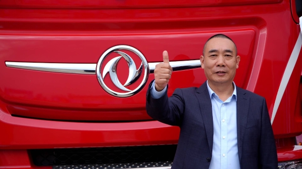 峨胜物流解锁新运力：东风天龙新能源助力乐山水泥运输成本直降75% 