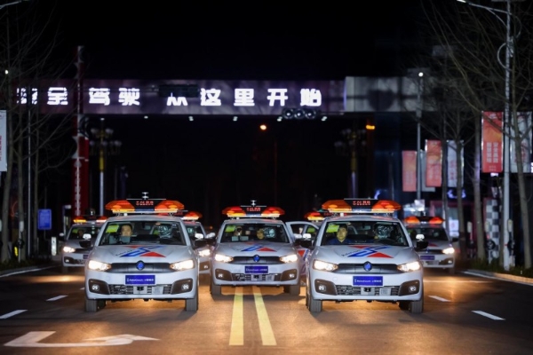 易显智能十周年：驾培产业迈向“一人驾校”与生态觉醒新纪元