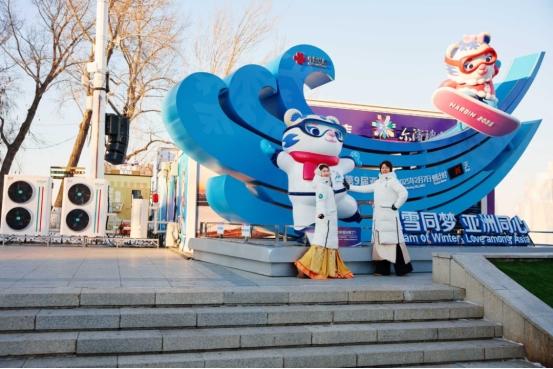 当一座城市被冰雪点亮，谁在守护它的温度？ 