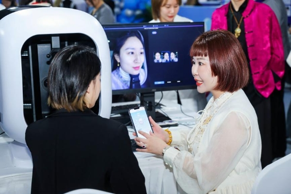 连续8年，静博士美丽市集成为杭城美丽节日 