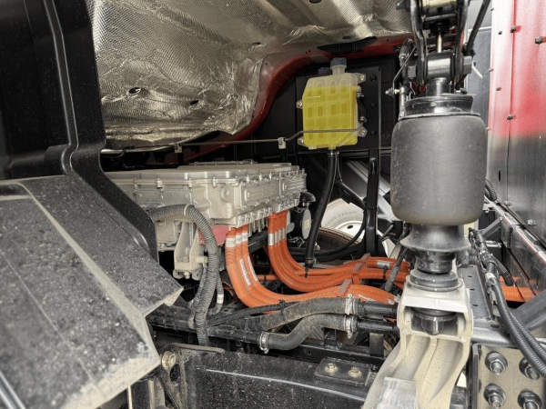 东风重卡齐聚乐山 天龙哥俱乐部开启用户共创新时代 