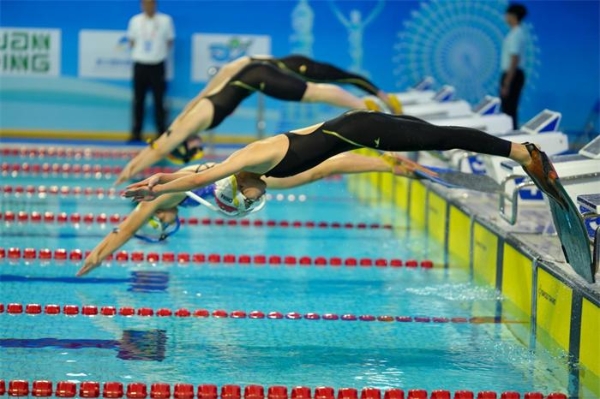 以“水”为媒，携手“潜”行——紧扣体育创新实践主线，走好校地合作之路