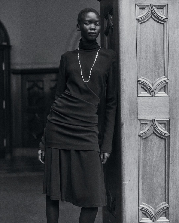 TOTEME 发布2026 早春系列